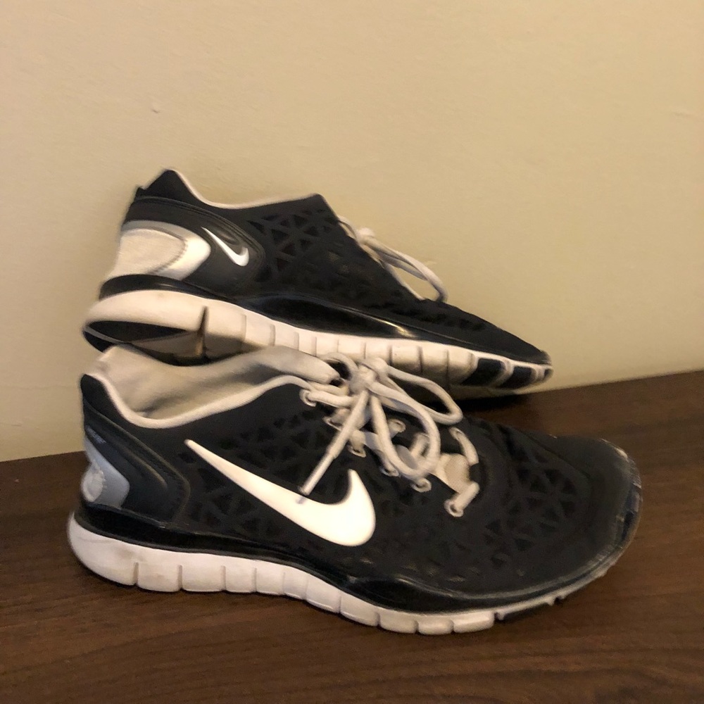 Nike Free Runs